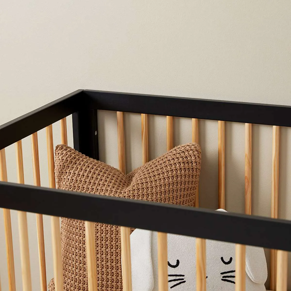 Aspen Classic Cot - Black/Natural Mocka
