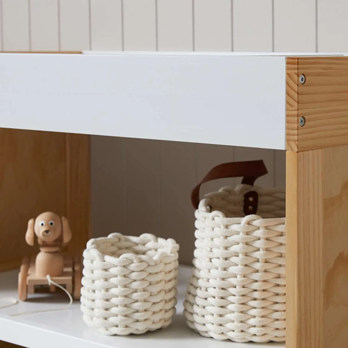 Aspiring Change Table - White/Natural Mocka