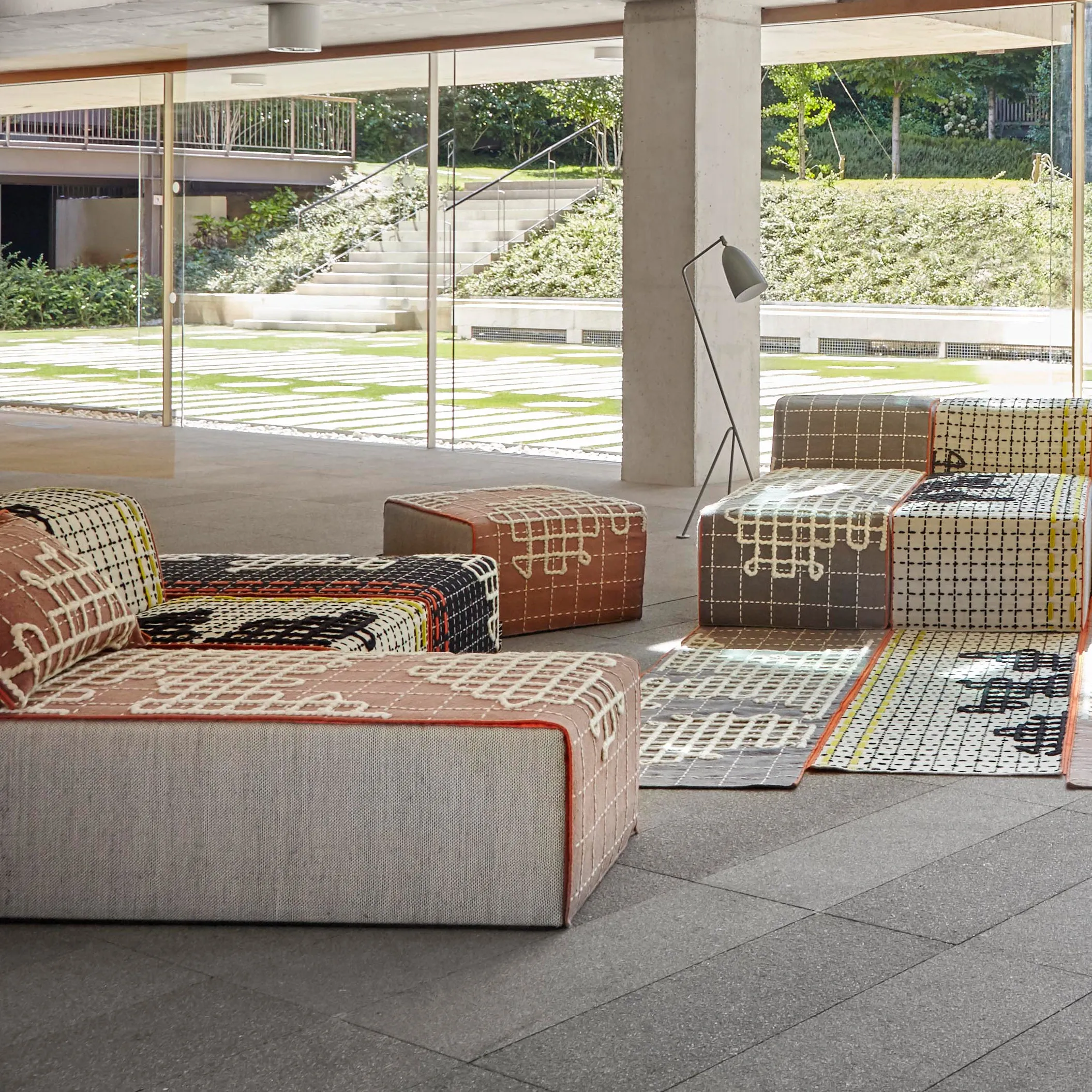 Bandas Small Pouf A