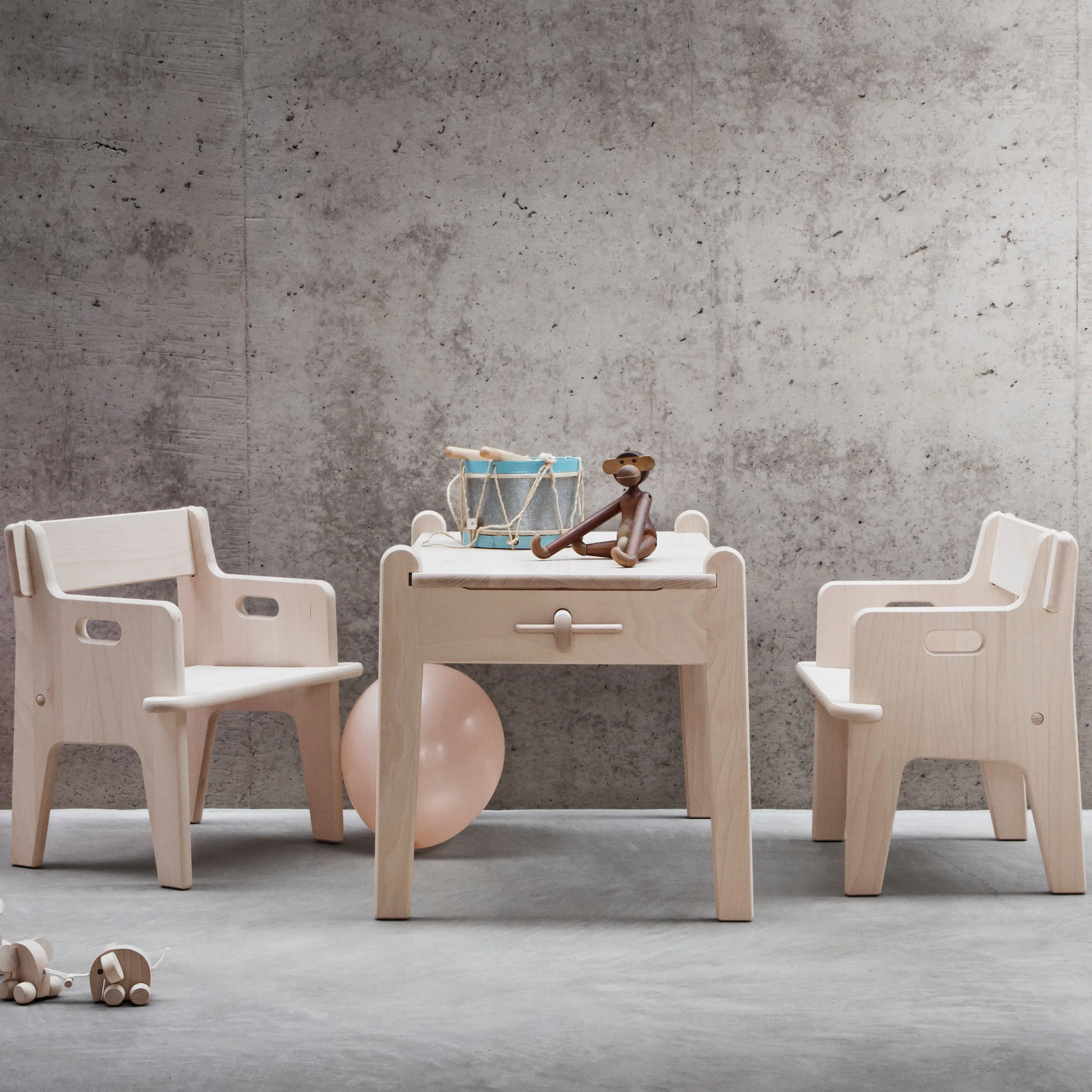 CH411 Peter's Table