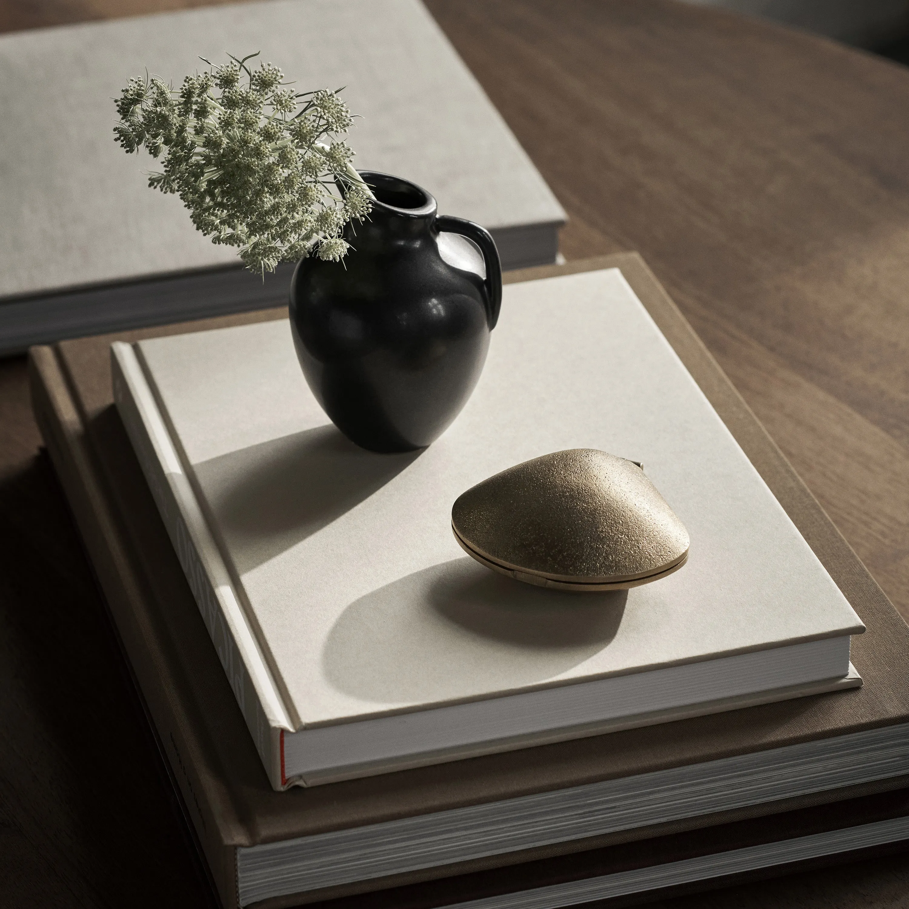 Clam Candle Holder