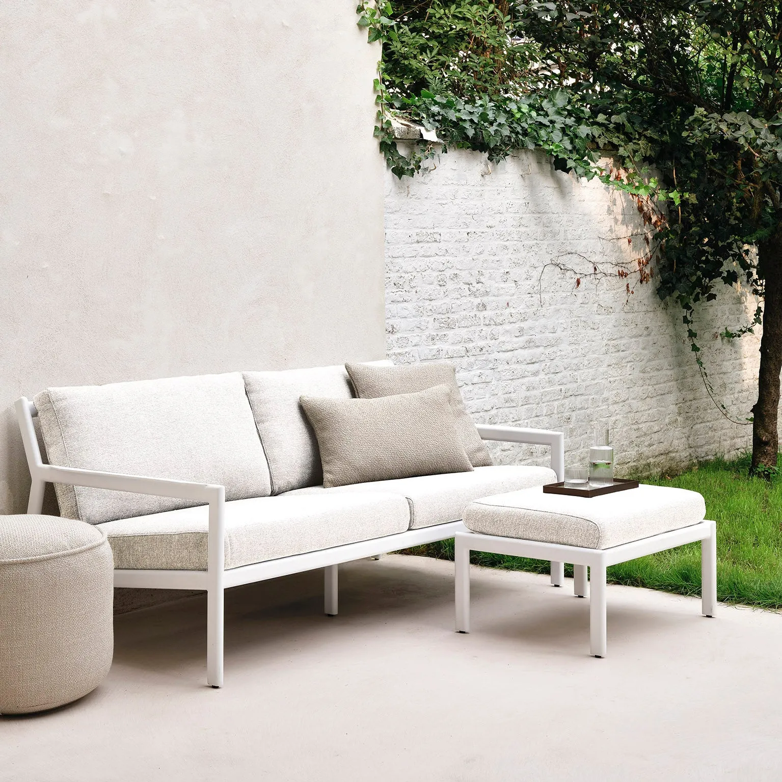Donut Outdoor Pouf