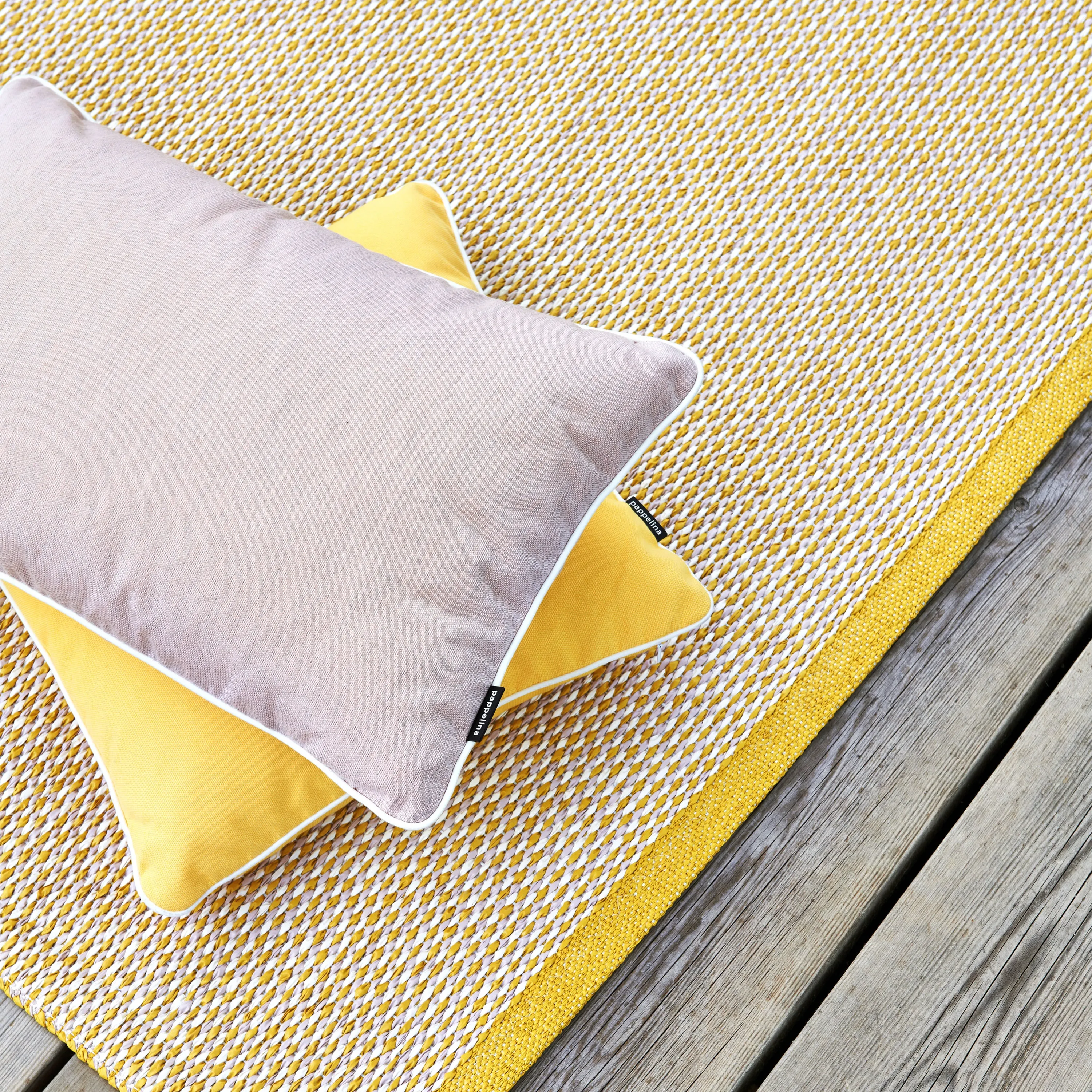 Effi Indoor/Outdoor Rug