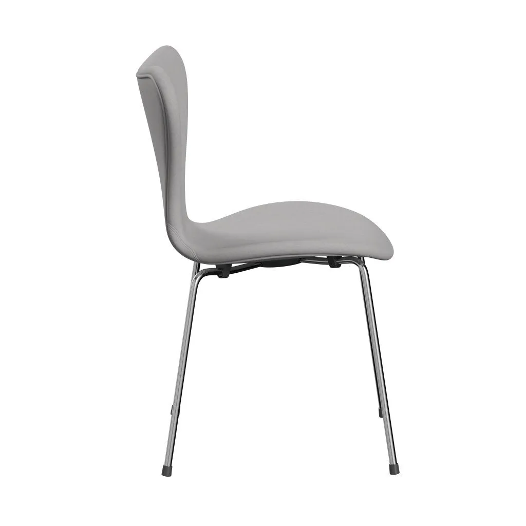 Fritz Hansen Series 7™ Chair Full Upholstery, Chrome/Comfort White/Grey