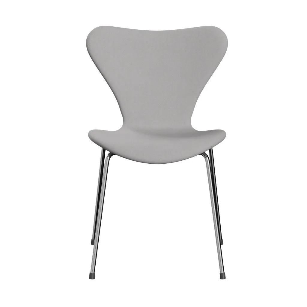 Fritz Hansen Series 7™ Chair Full Upholstery, Chrome/Comfort White/Grey