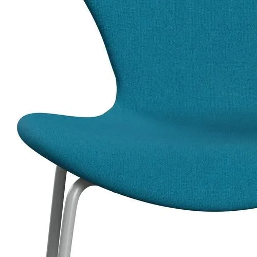 Fritz Hansen Series 7™ Chair Full Upholstery, Nine Grey/Tonus Turquoise