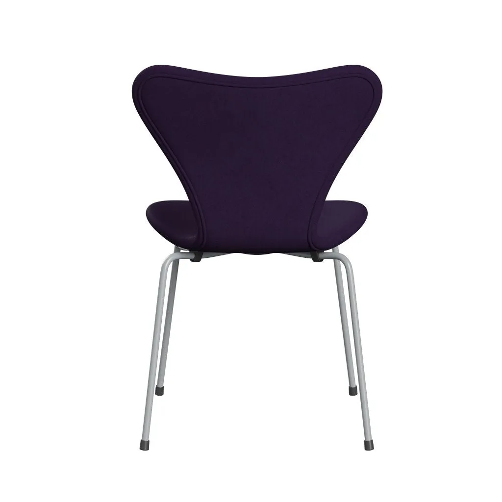 Fritz Hansen Series 7™ Chair Full Upholstery, Silver Grey/Comfort Violet Dark