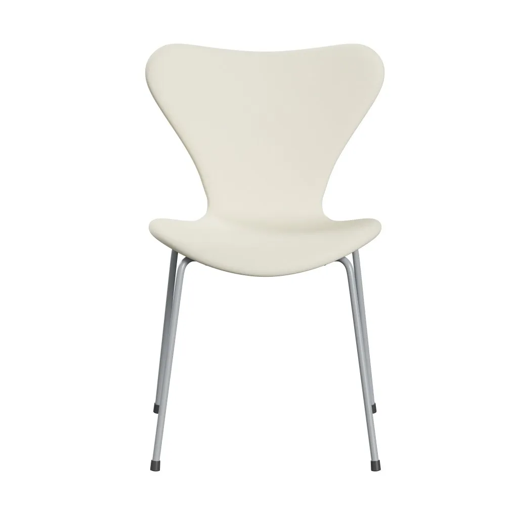 Fritz Hansen Series 7™ Chair Full Upholstery, Silver Grey/Comfort White