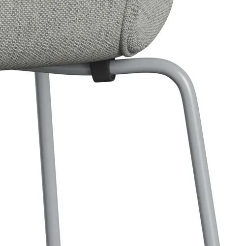 Fritz Hansen Series 7™ Chair Full Upholstery, Silver Grey/Hallingdal White/Grey
