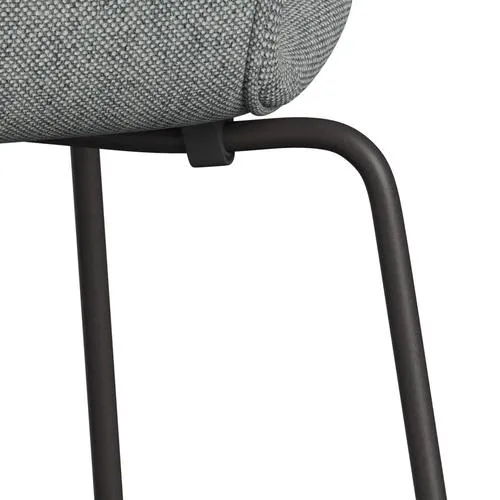 Fritz Hansen Series 7™ Chair Full Upholstery, Warm Graphite/Hallingdal White Grey