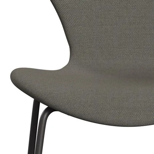 Fritz Hansen Series 7™ Chair Full Upholstery, Warm Graphite/Steelcut Trio Light Brown