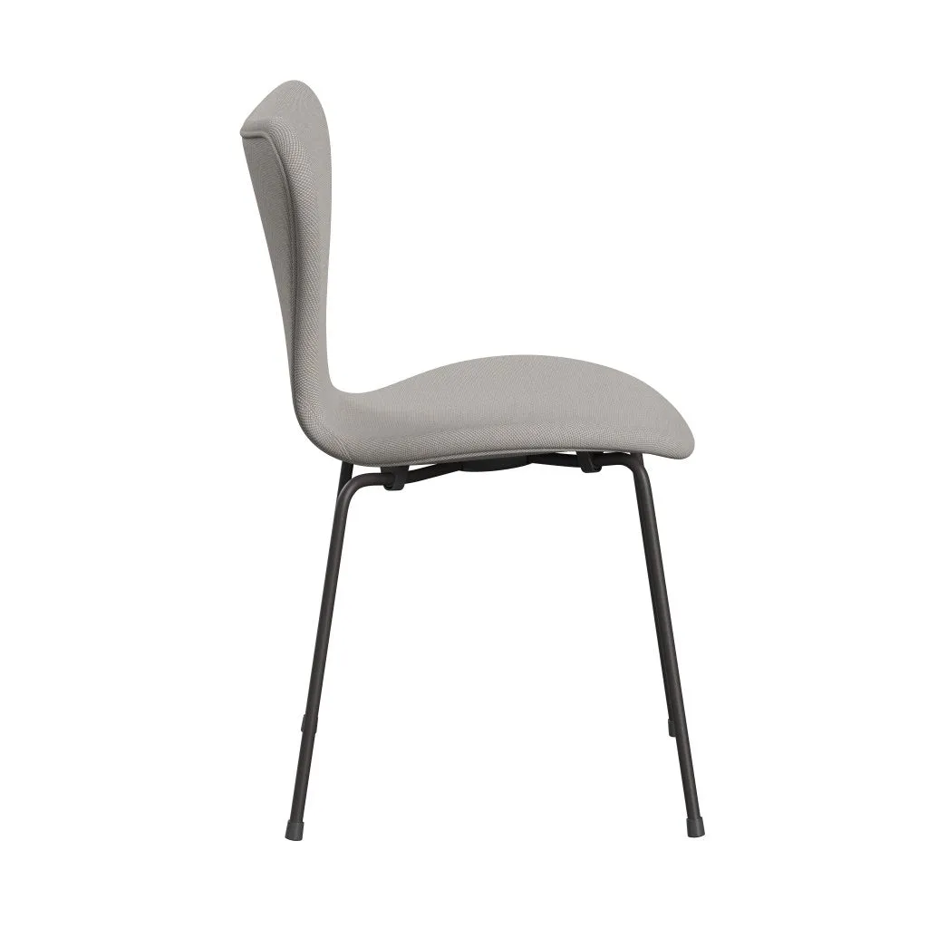 Fritz Hansen Series 7™ Chair Full Upholstery, Warm Graphite/Steelcut Trio White & Grey