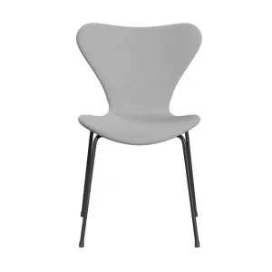 Fritz Hansen Series 7™ Chair Full Upholstery, Warm Graphite/Steelcut Trio White & Light Grey