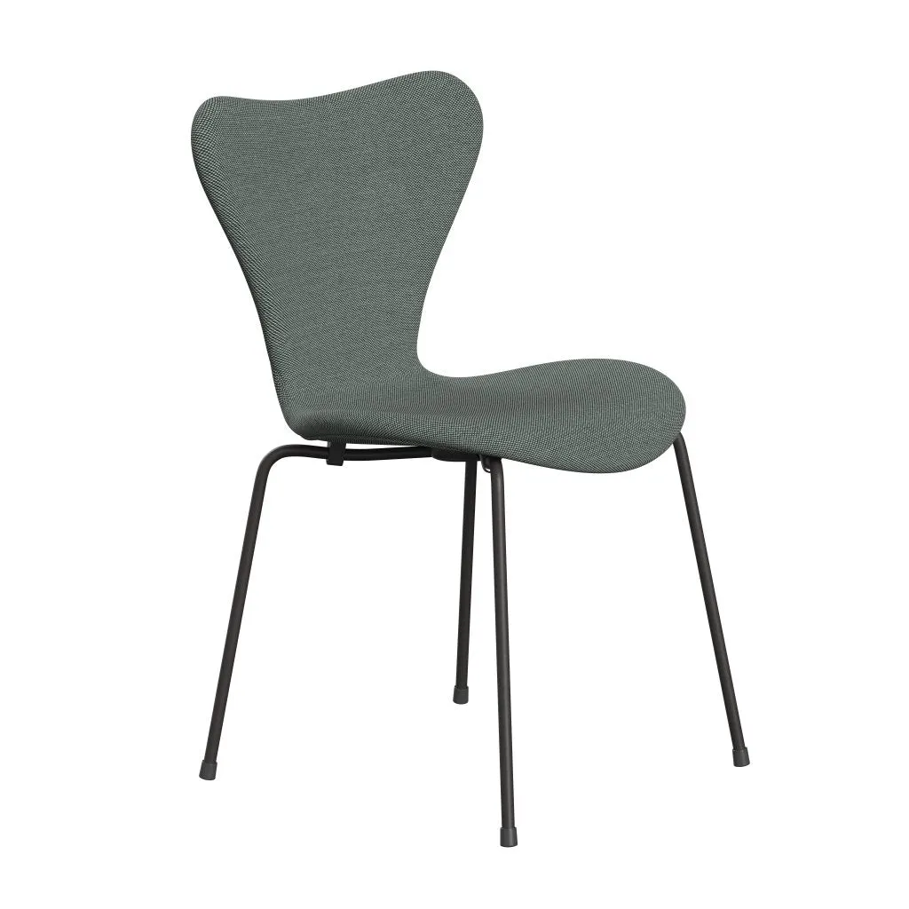 Fritz Hansen Series 7™ Chair Full Upholstery, Warm Graphite/Steelcut Trio White/Dark Green