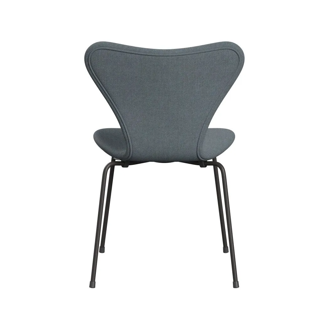 Fritz Hansen Series 7™ Chair Full Upholstery, Warm Graphite/Sunniva 2 Soft Blue