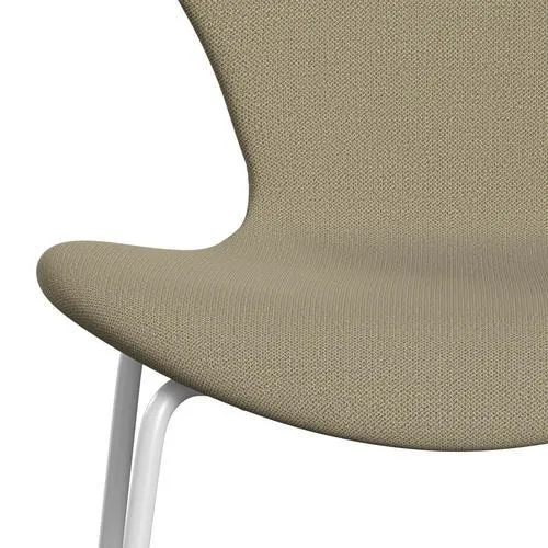 Fritz Hansen Series 7™ Chair Full Upholstery, White/Capture Sand Colours