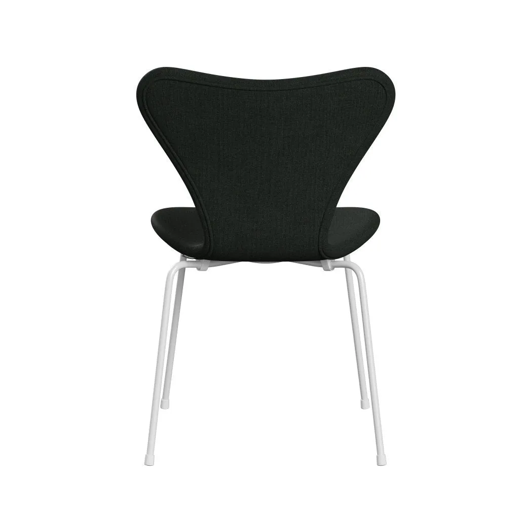 Fritz Hansen Series 7™ Chair Full Upholstery, White/Remix Black (Rem973)