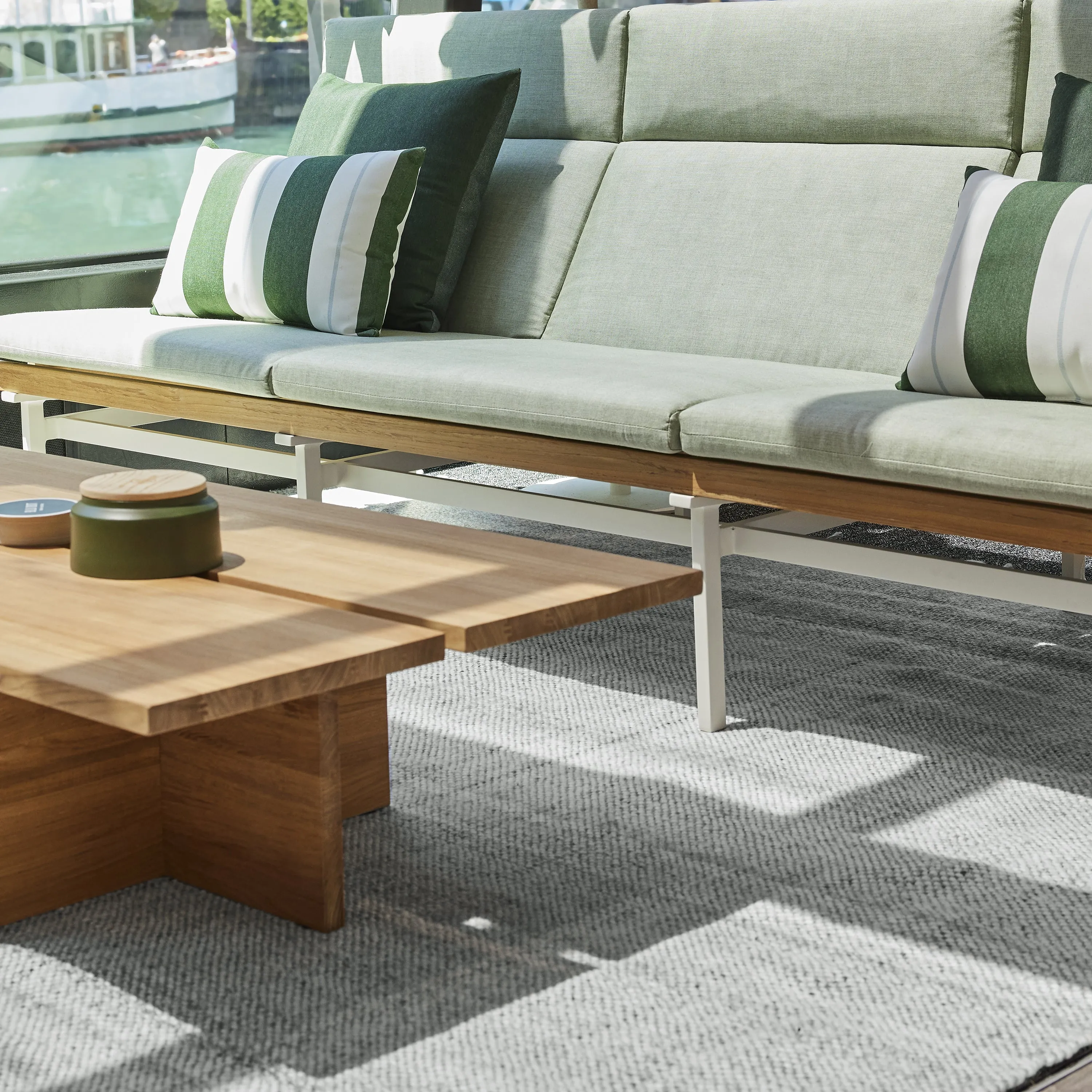 Headwind Outdoor Rug