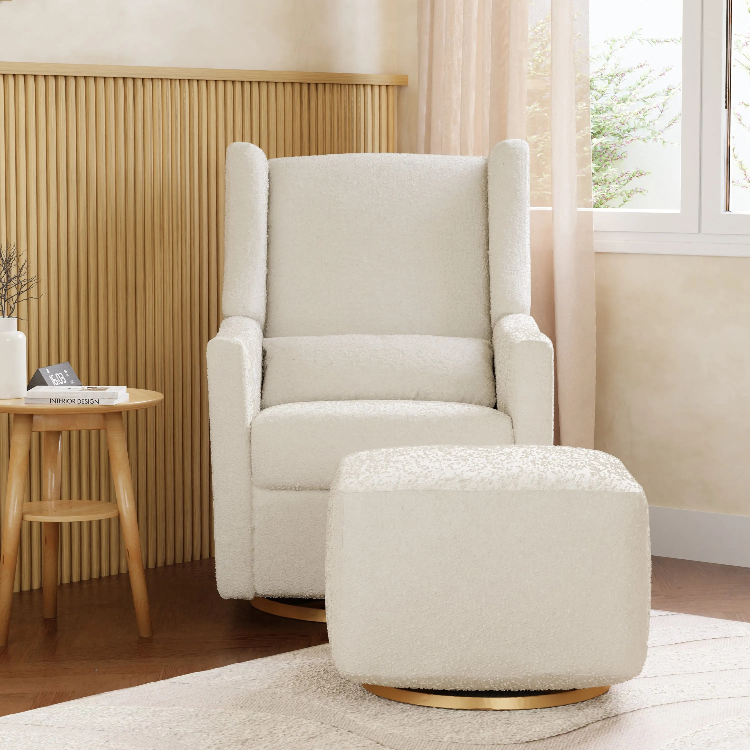 Kiwi Glider Recliner w/ Electronic Control and USB