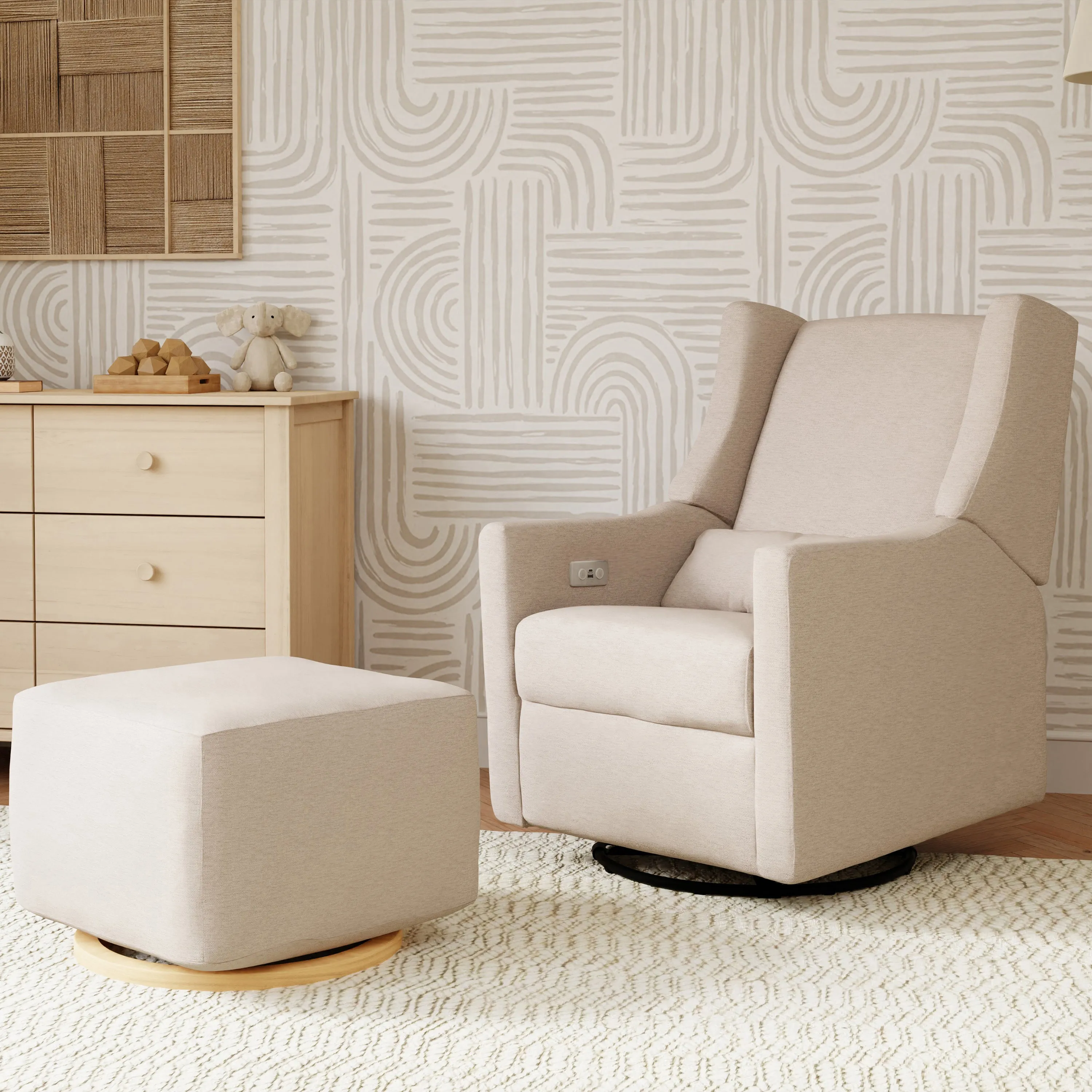Kiwi Glider Recliner w/ Electronic Control and USB