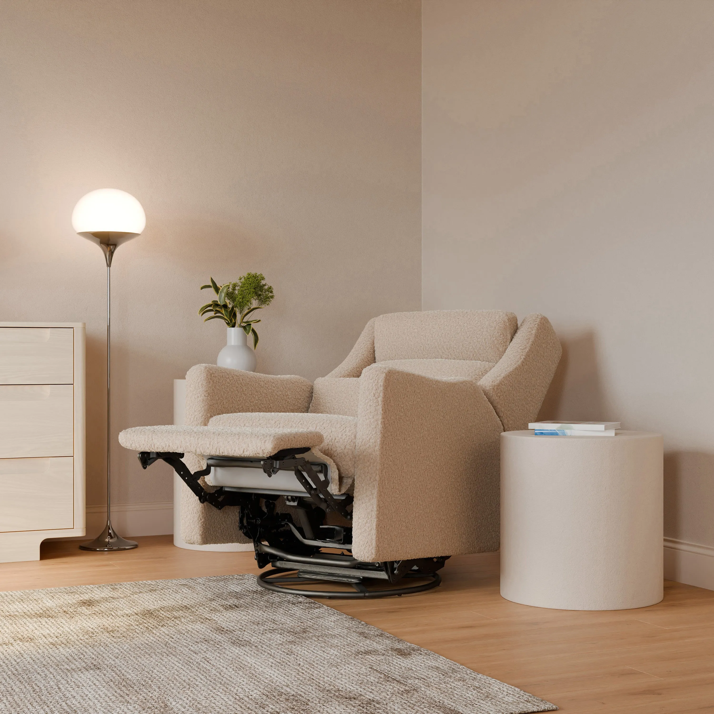 Kiwi Plus Glider Recliner with Electronic Control and USB
