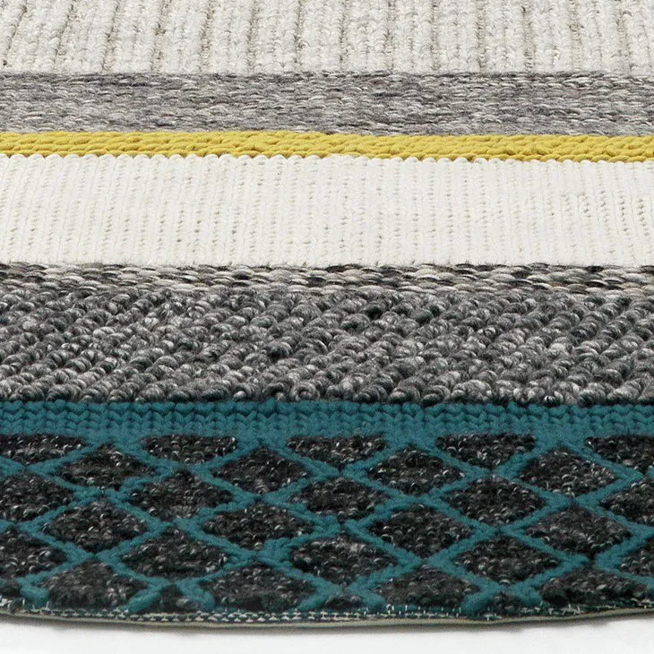 Mangas Globo Wool Rug