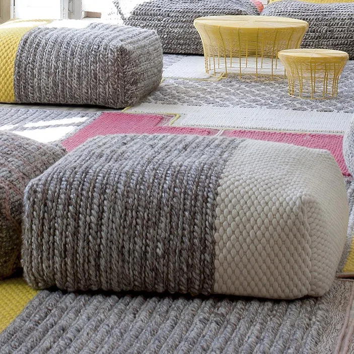 Mangas Space Square Plait Pouf