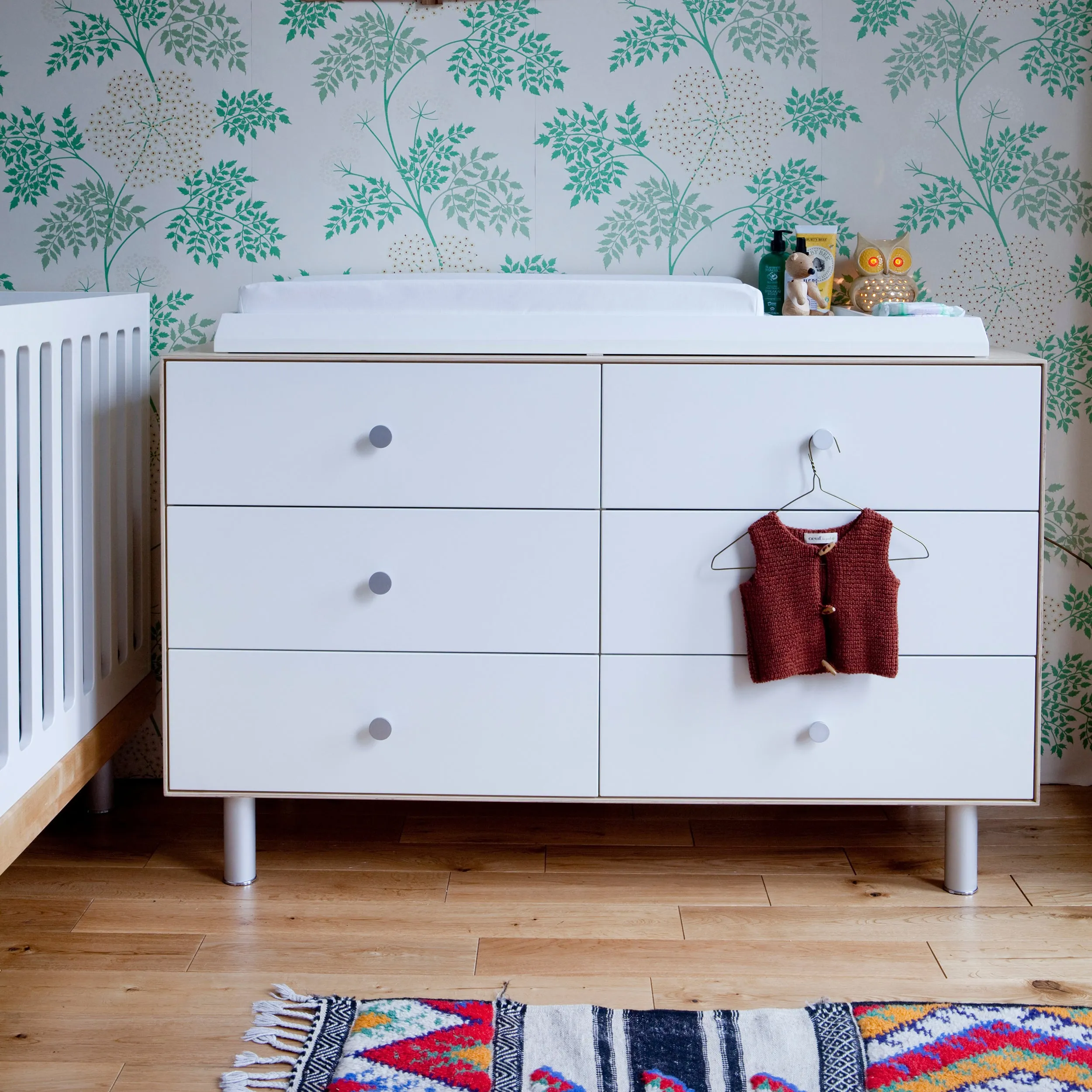 Merlin Classic 6 Drawer Dresser