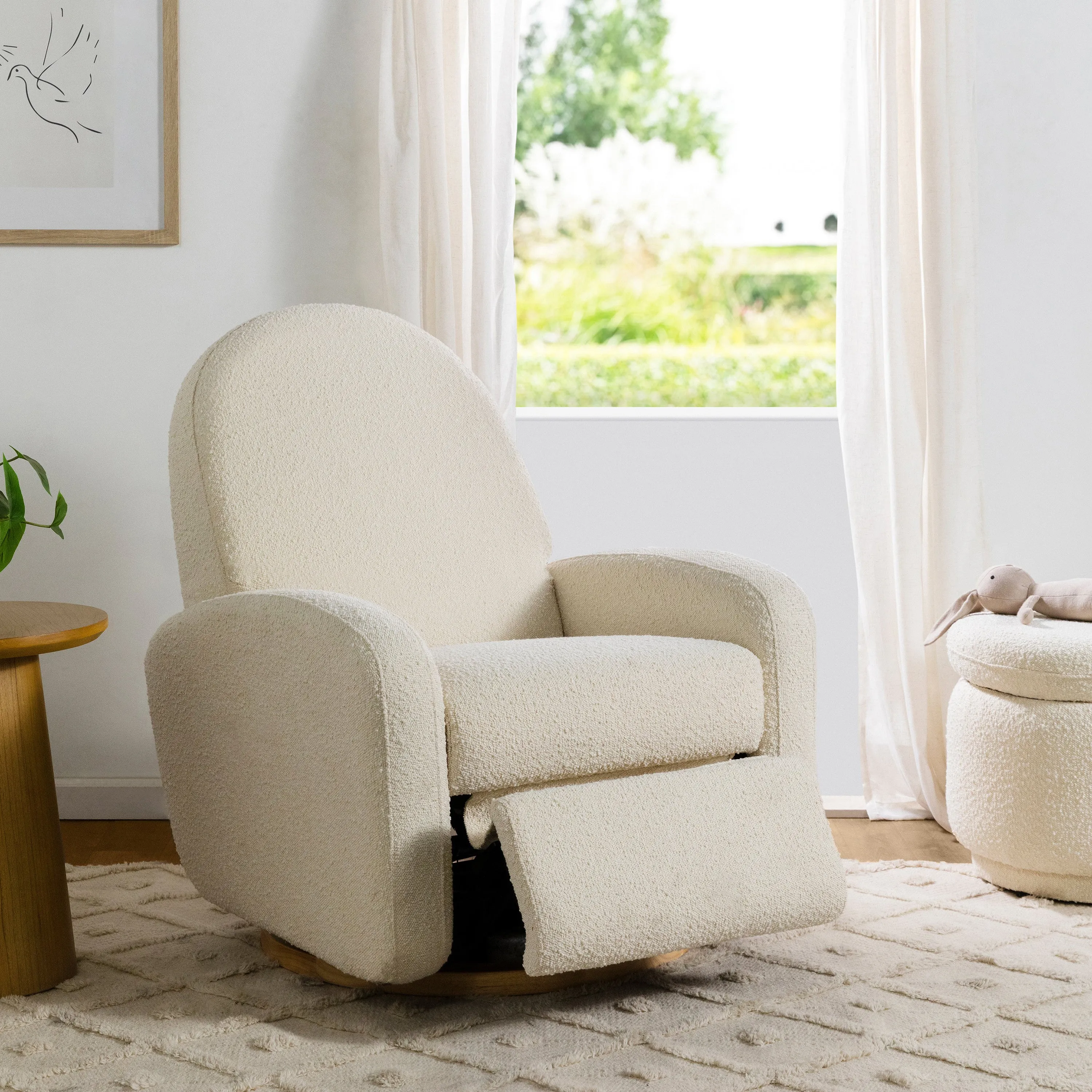 Nami Glider Recliner w/ Electronic Control and USB