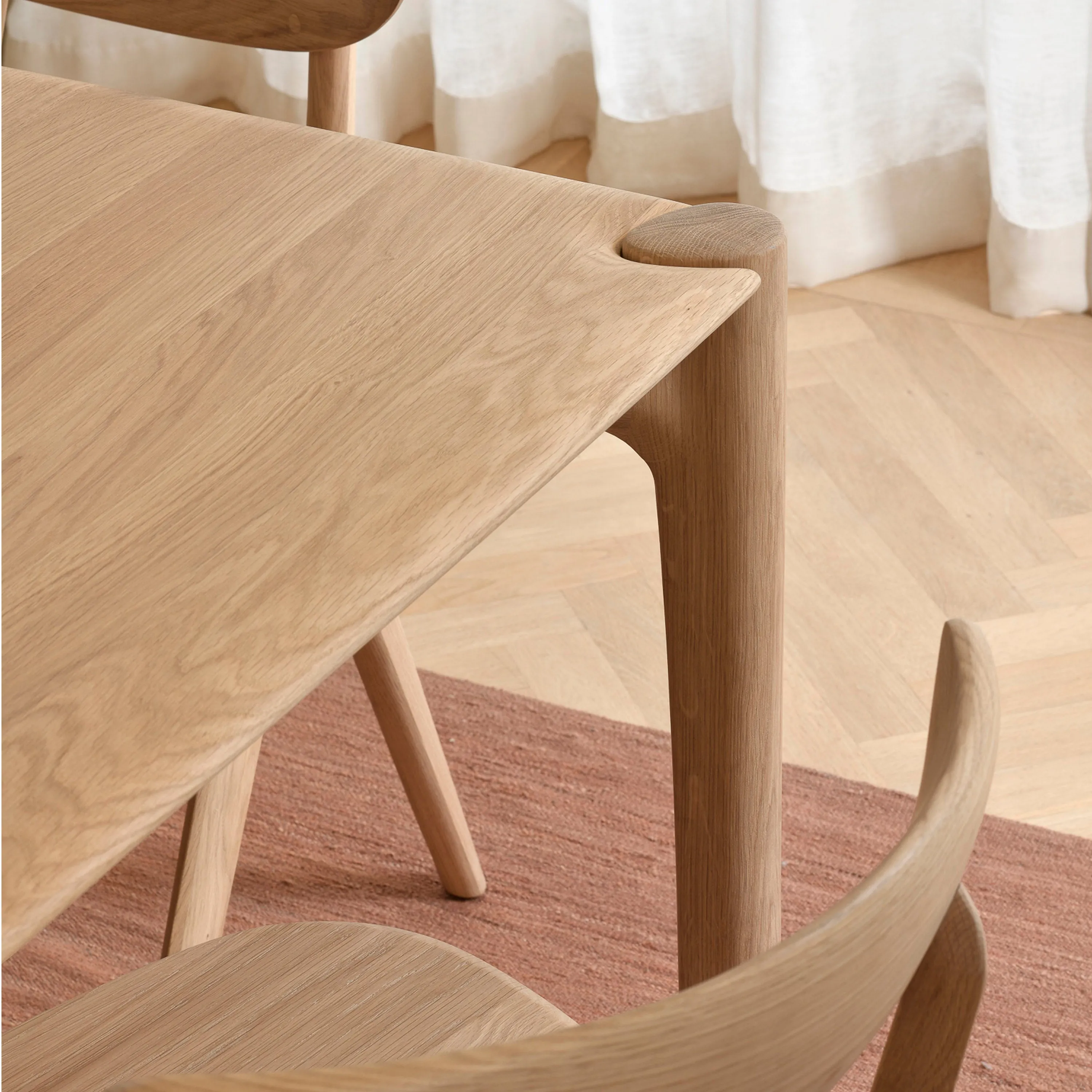 Oak PI Dining Table