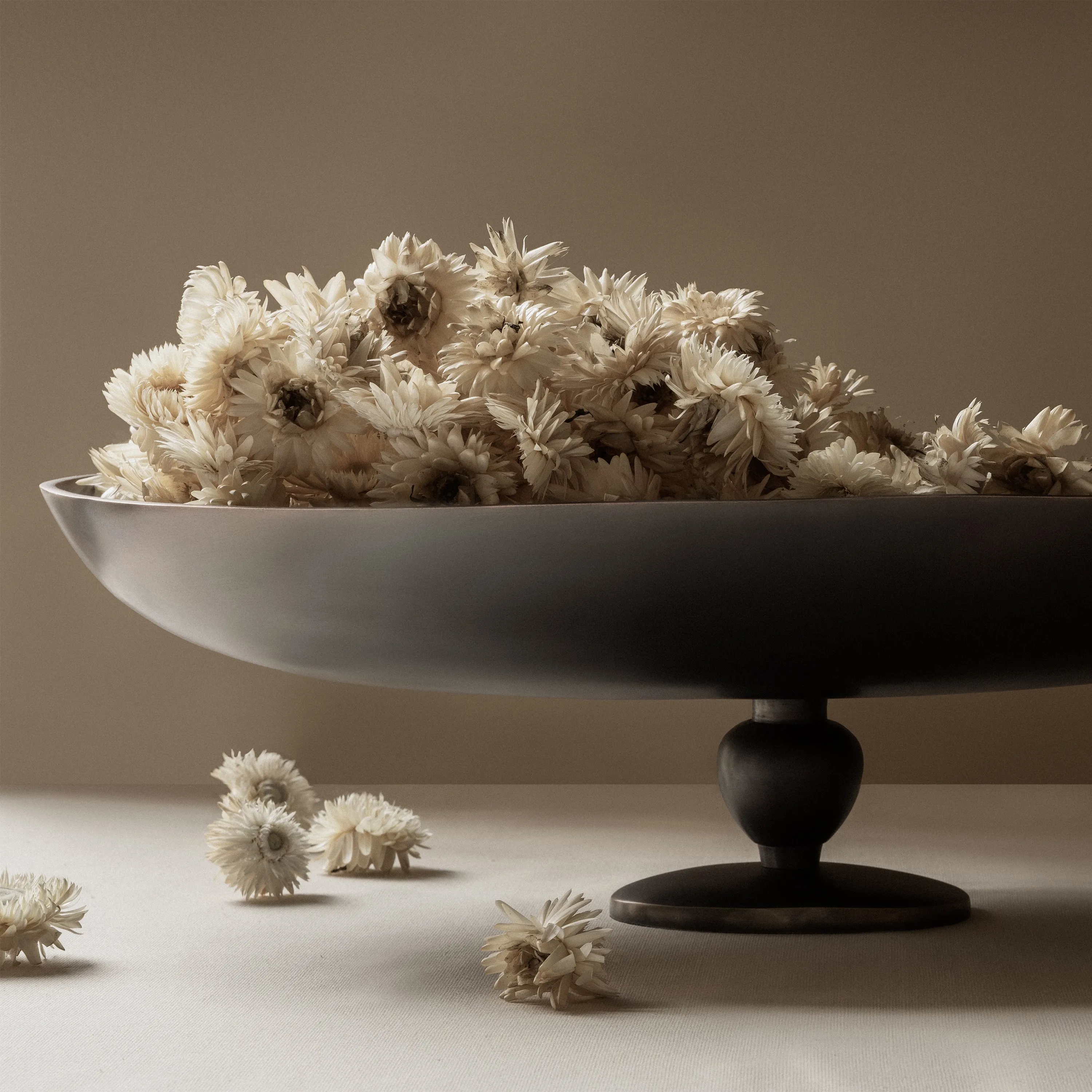 Pavot Center Piece