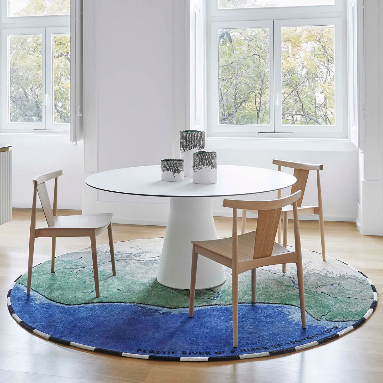 Plastic Rivers Niger Round Rug