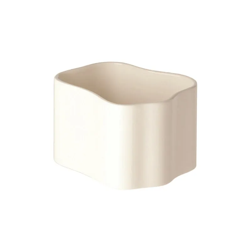 Riihitie Plant Pot Shape B