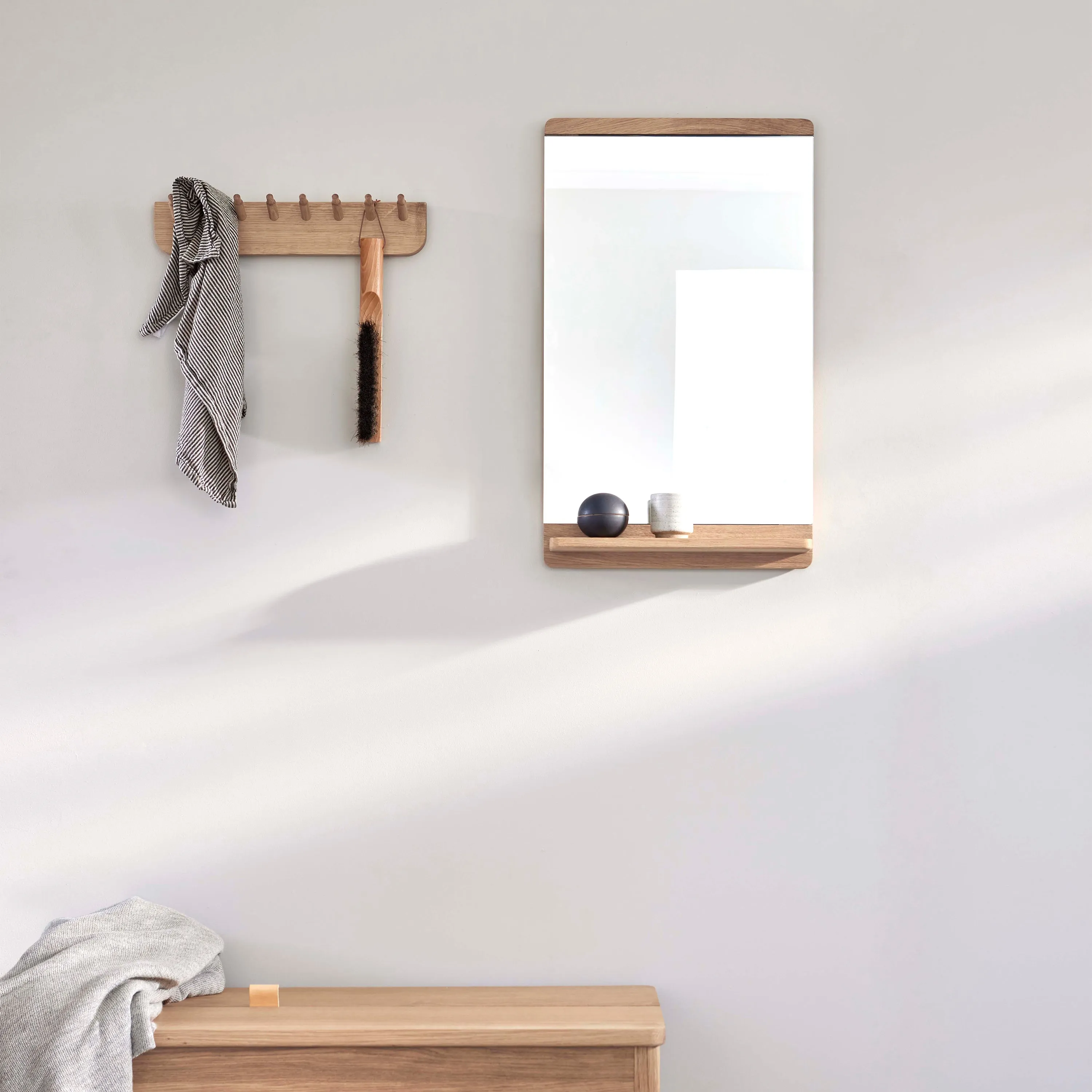 Rim Wall Mirror