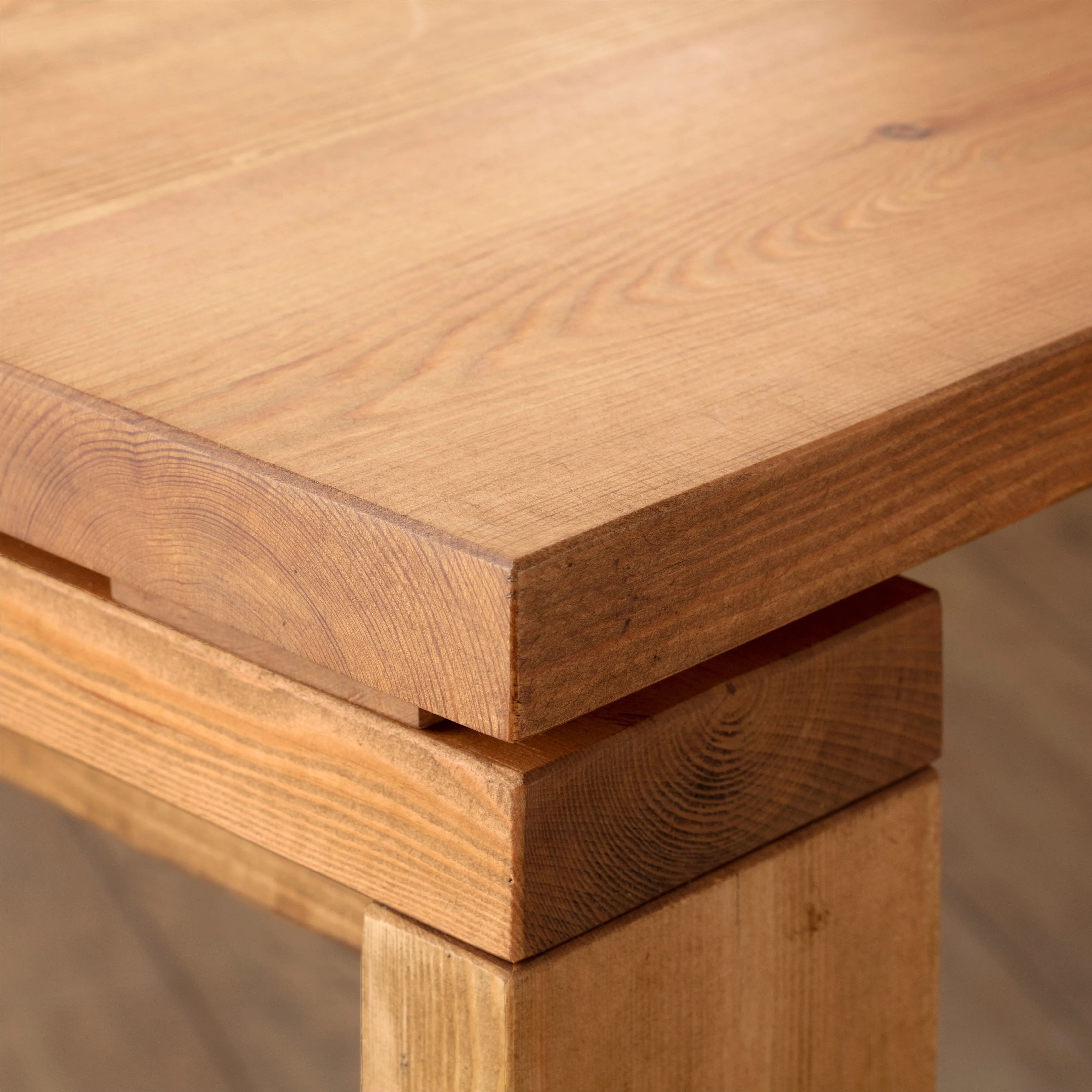 Sandyford Dining Table Funky Chunky