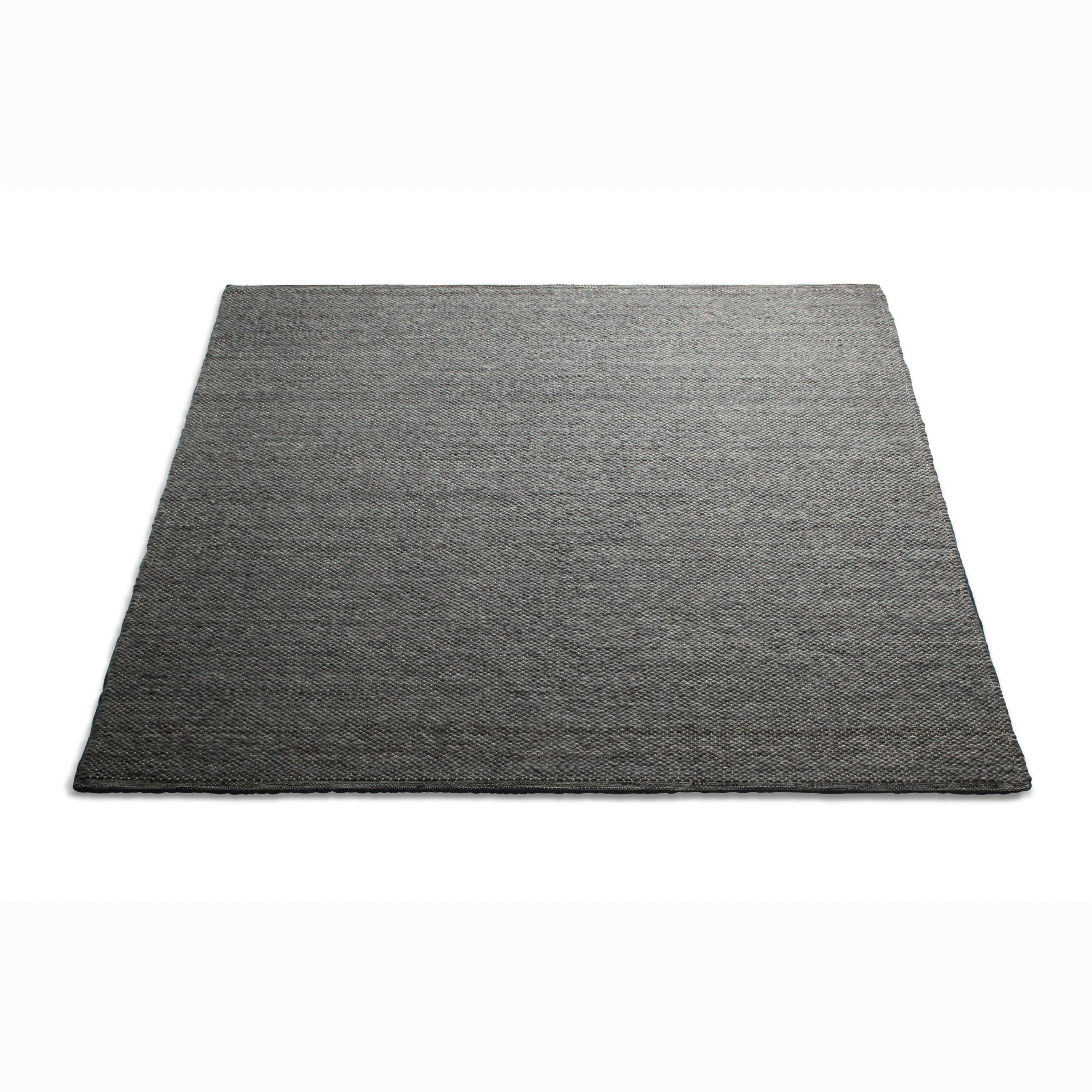 Sinder Rug