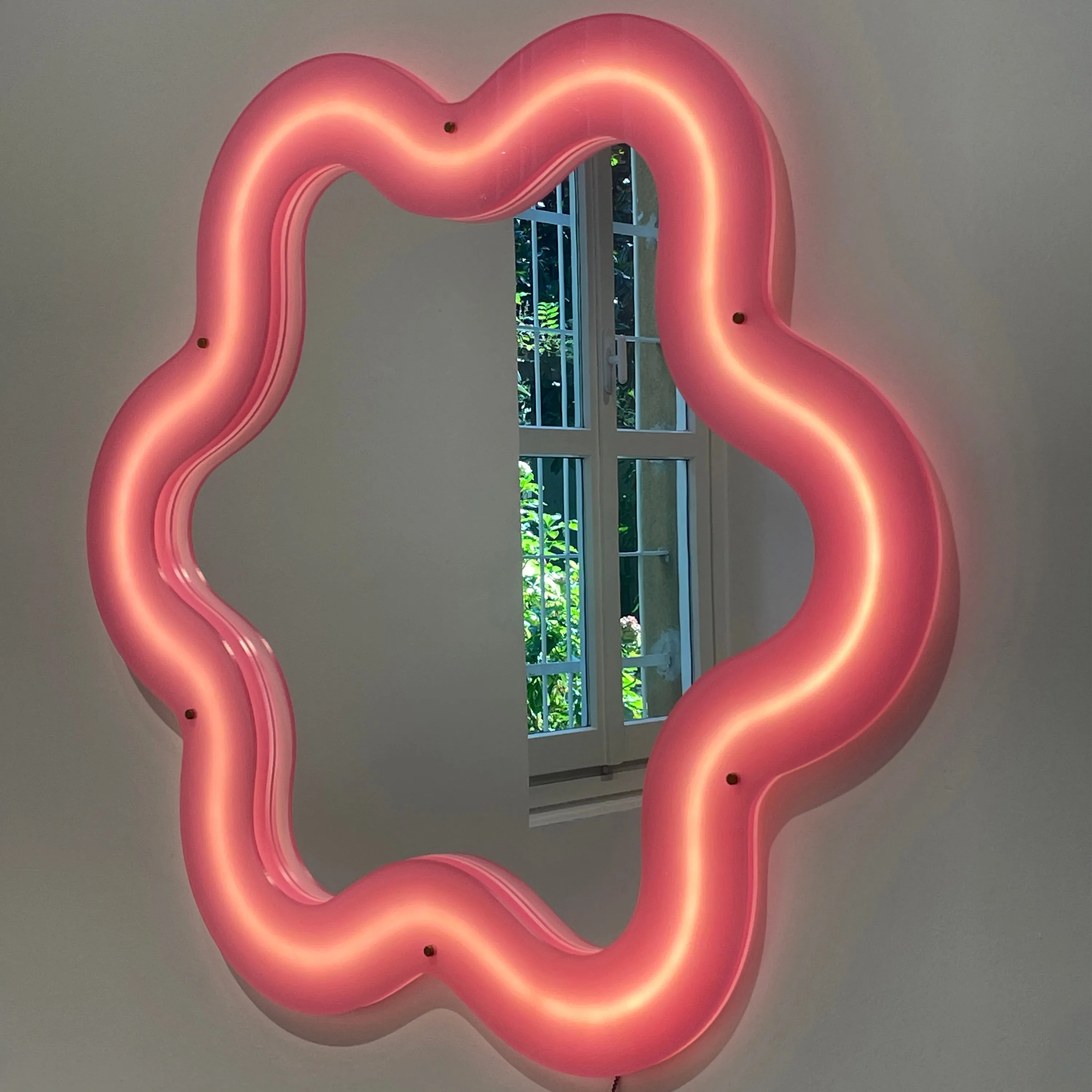 Supercurve Flower Mirror
