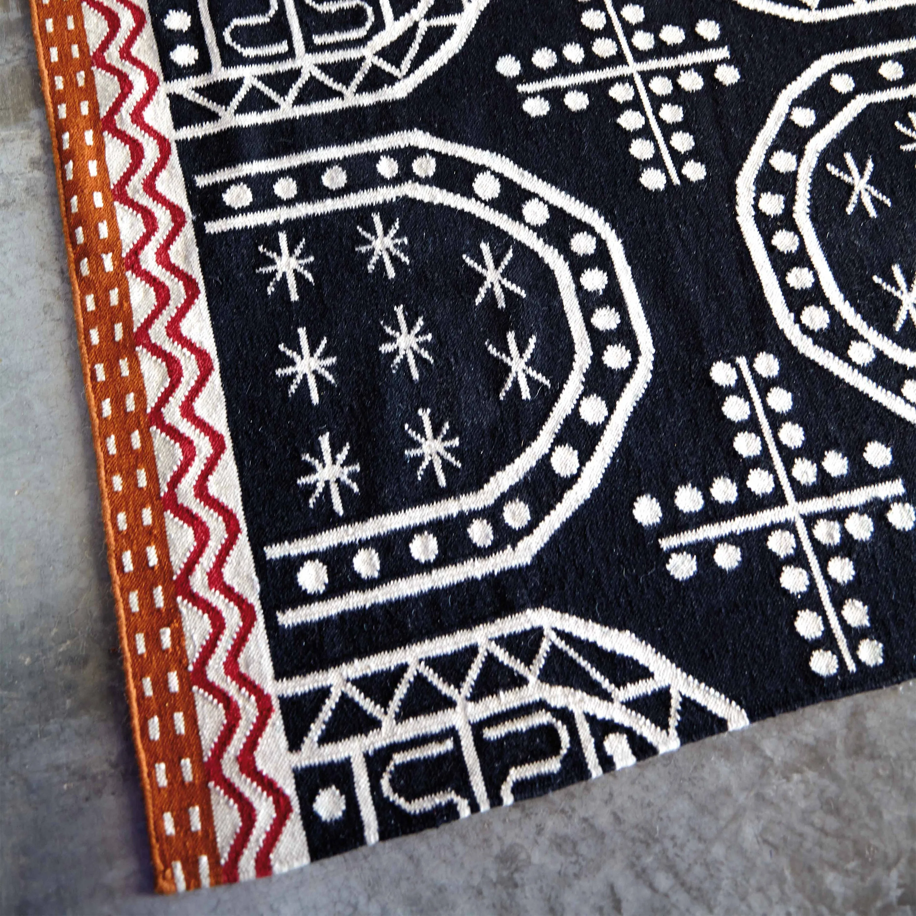 Tasili Wool Kilim Rug