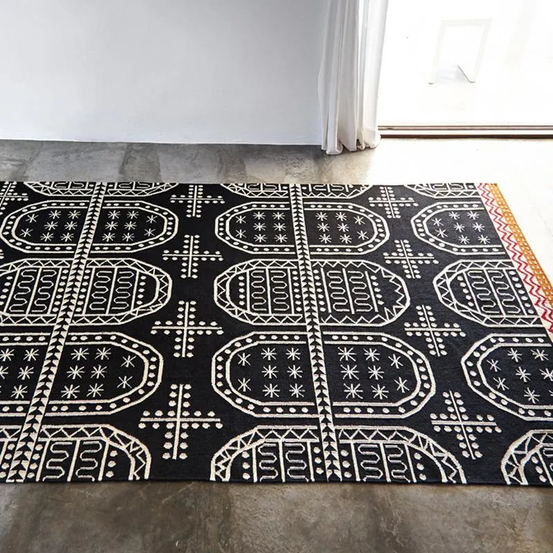 Tasili Wool Kilim Rug
