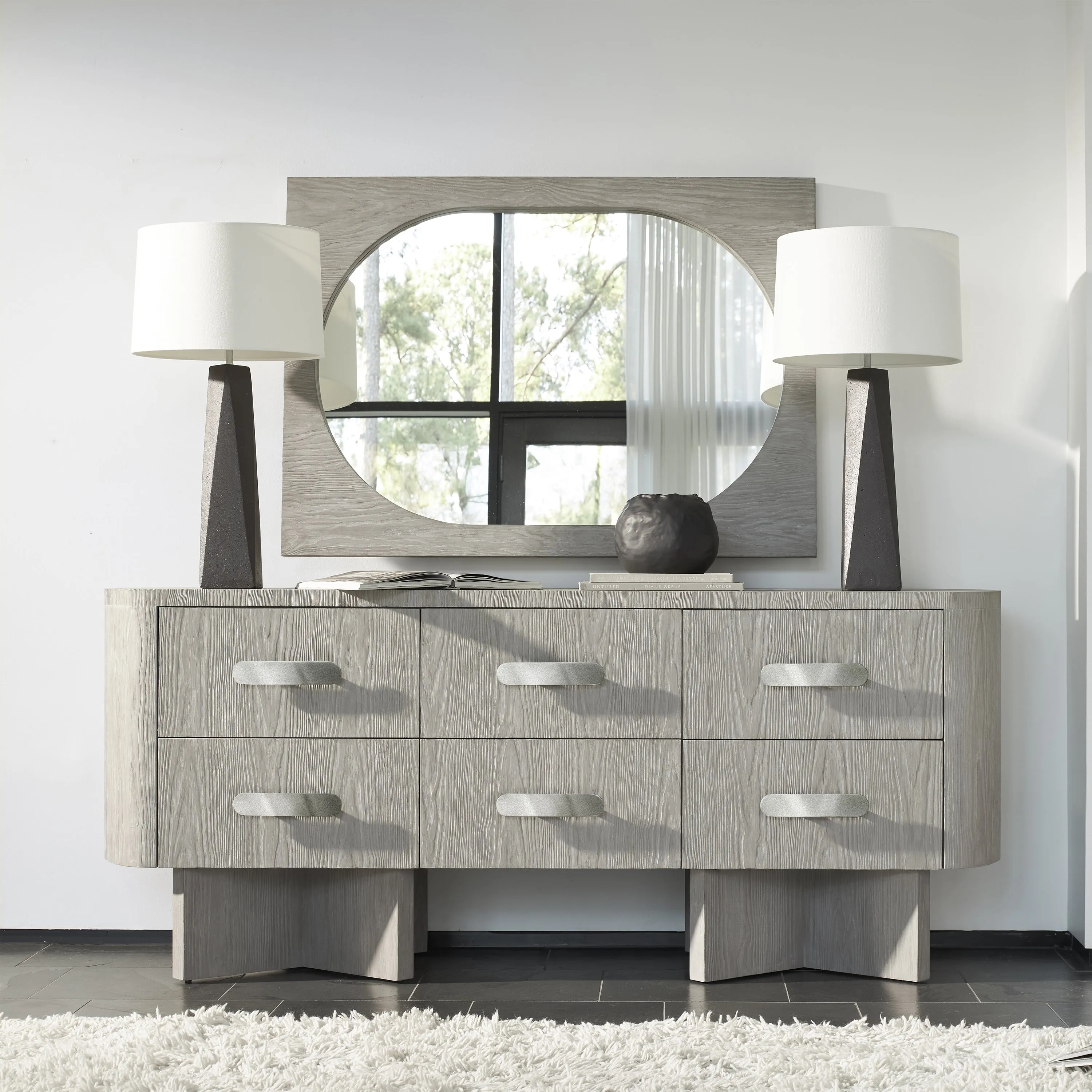 Trianon Mirror
