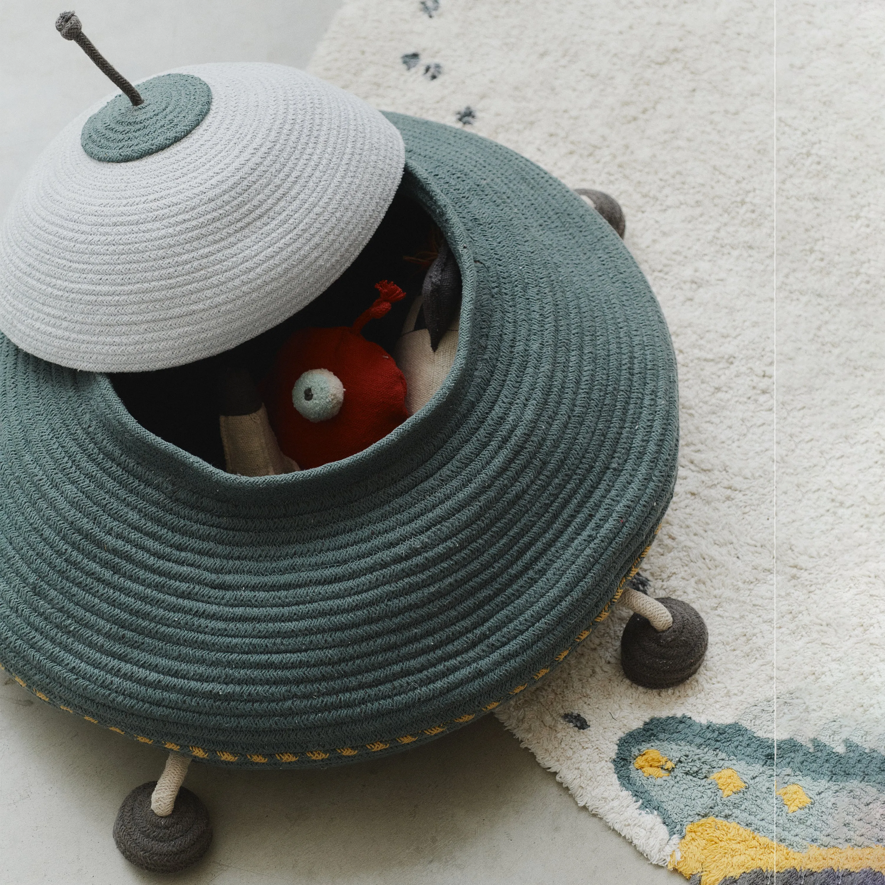 UFO Basket