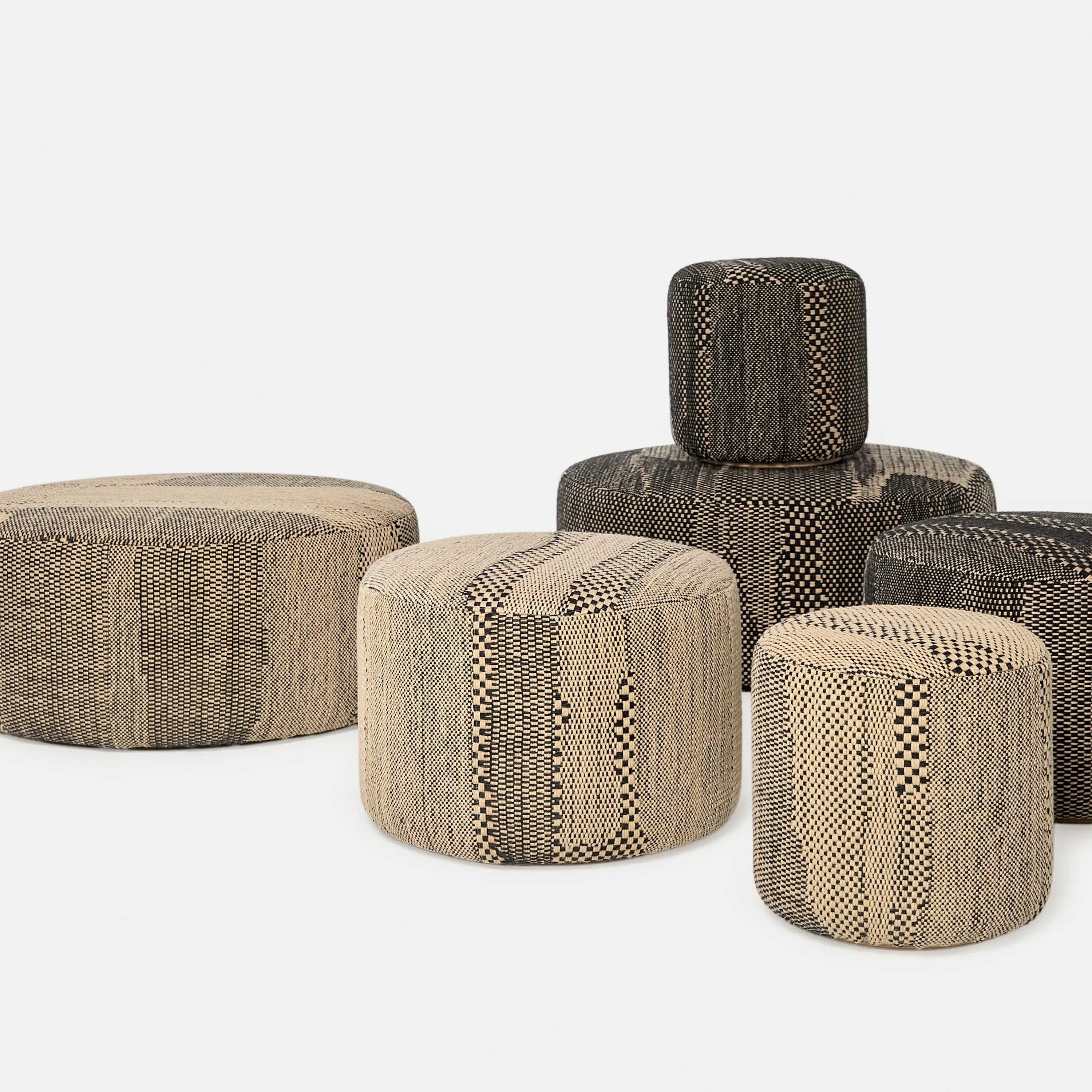 Wabisabi Pouf