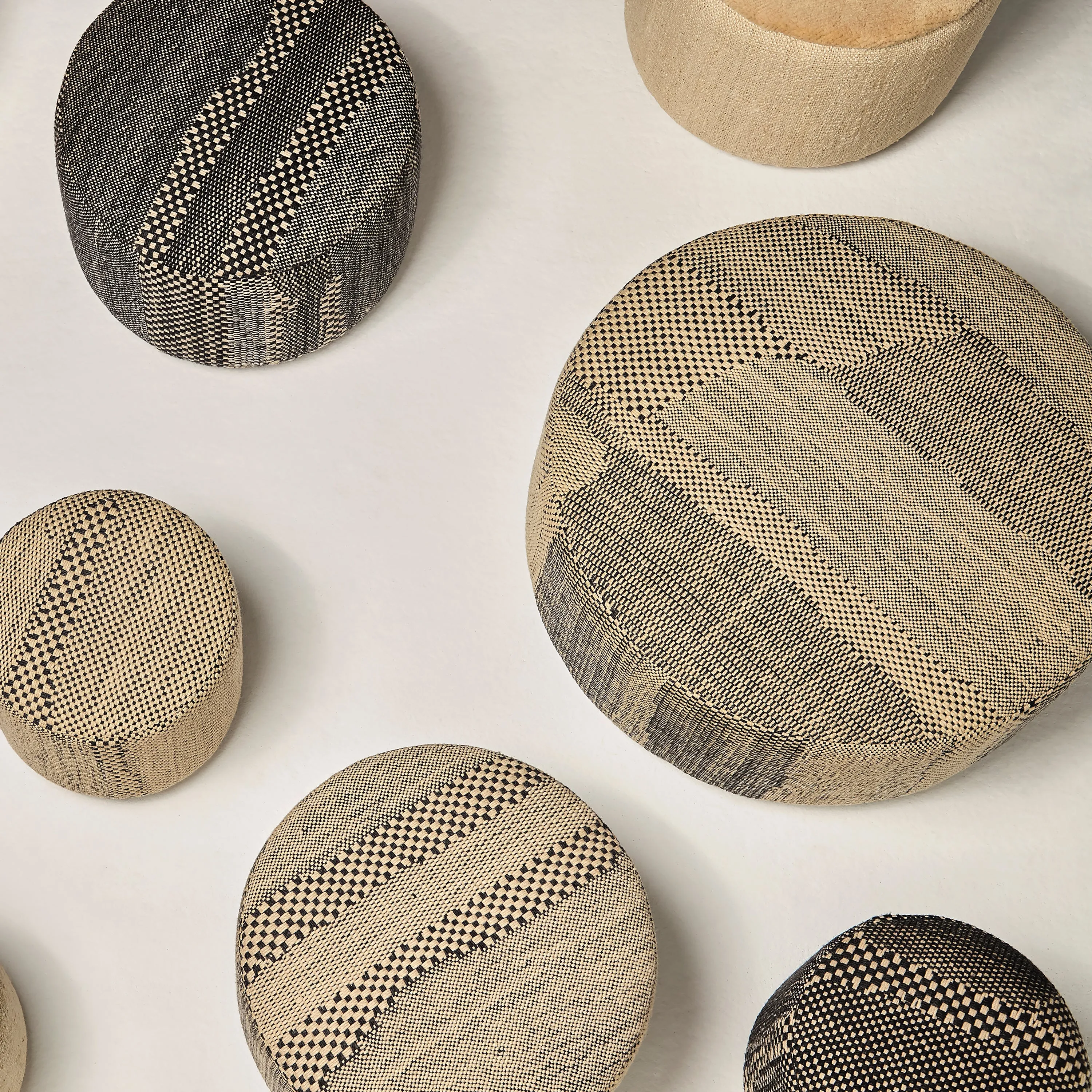 Wabisabi Pouf